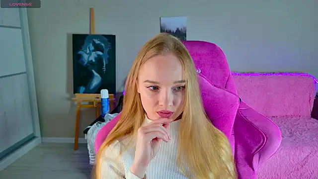 Shawty Mia online show from 28, 11, 2025