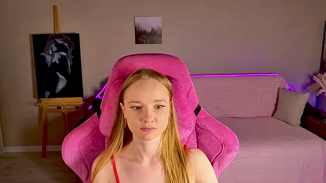 Shawty Mia online show from 7, 11, 2025