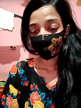 Green LaDY66 online show from 24, 4, 2026