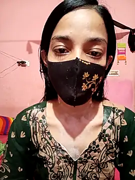 Green LaDY66 online show from 12, 5, 2026