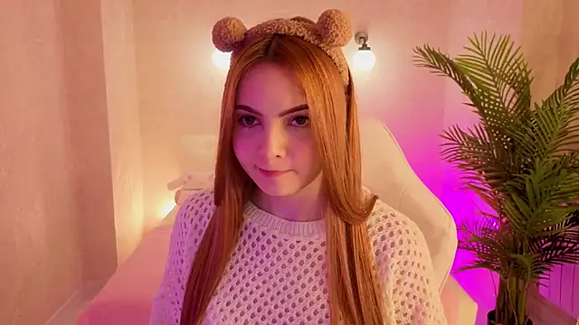 Daniela Saules online show from 15, 11, 2025