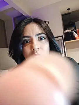 Sara-215 online show from 13, 3, 2026