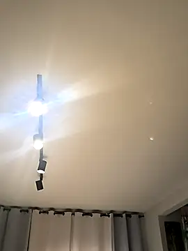 Sara-215 online show from 6, 2, 2026