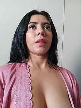 Sara-215 online show from 20, 5, 2026