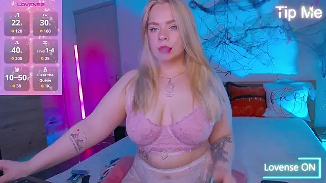 LisaCandy1 online show from 12, 11, 2025