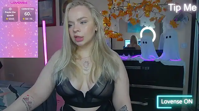 LisaCandy1 online show from 31, 10, 2025