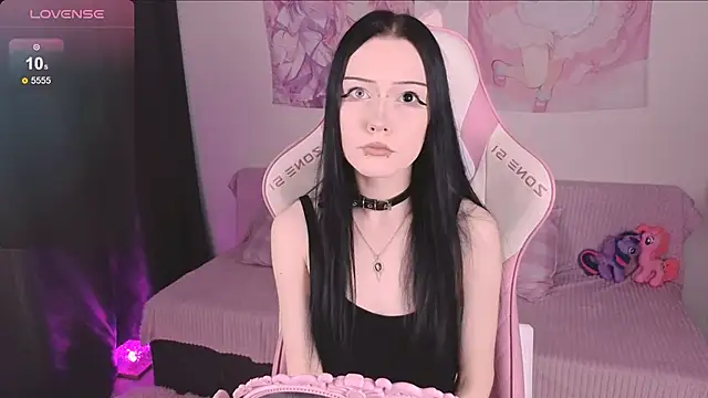 ophelia amber online show from 28, 6, 2026