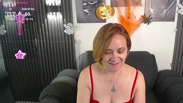 Snapshot of Sophia_Lane_ chatting on 30, 10, 2025 Sophia Lane  online show from 30, 10, 2025