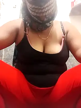 Snapshot of senoritacam2 chatting on 30, 10, 2025 senoritacam2 online show from 30, 10, 2025