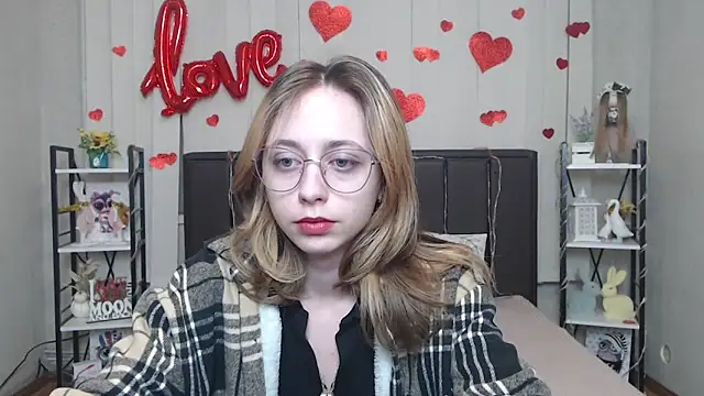 TracyLll online show from 21, 2, 2026