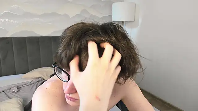 Syndy Dels online show from 4, 3, 2026