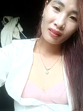 Snapshot of HGiasexy69 chatting on 13, 11, 2025 HGiasexy69 online show from 13, 11, 2025