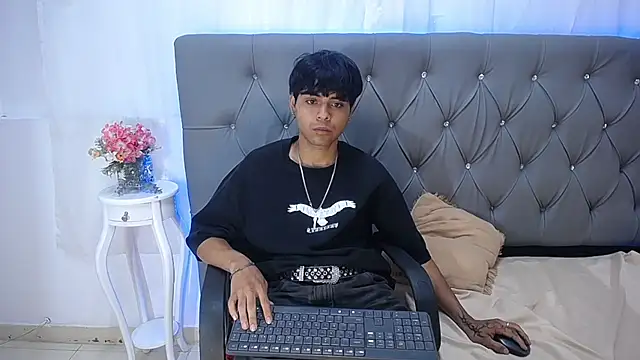 TonnyHawk707 online show from 29, 10, 2025