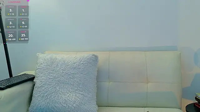 R3d Moonss   online show from 20, 2, 2026