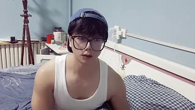 Snapshot of chenwen520 chatting on 29, 10, 2025 chenwen520 online show from 29, 10, 2025