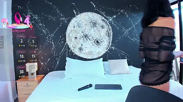 LilithLuxorr online show from 22, 12, 2025