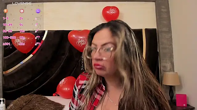 Lady Lure online show from 14, 2, 2026