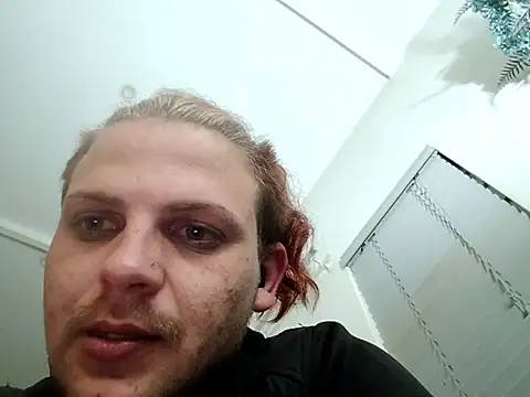 THOMMONSTER5299 online show from 26, 11, 2025