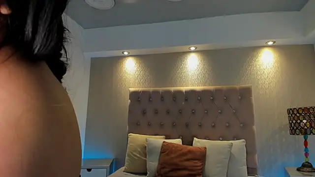 KamyGlam online show from 16, 4, 2026