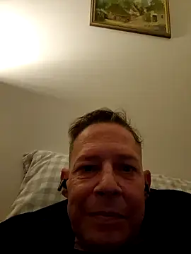 English1976 online show from 28, 10, 2025