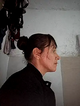 Dirty-Mature-XXX online show from 8, 1, 2026