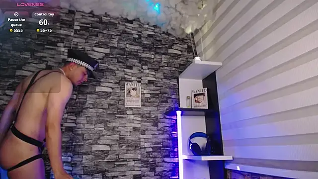 Snapshot of Saturo-Gojo- chatting on 29, 10, 2025 Saturo-Gojo- online show from 29, 10, 2025