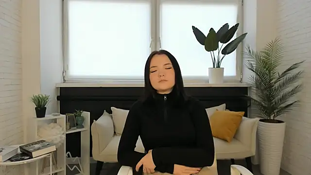 KareyEllen online show from 30, 10, 2025