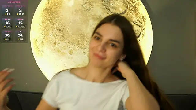 LauraHansil online show from 17, 12, 2025