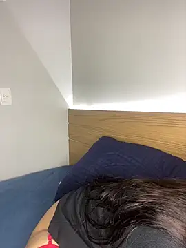 Snapshot of lissalves chatting on 12, 11, 2025 lissalves online show from 12, 11, 2025