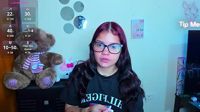 Emma boo online show from 26, 2, 2026