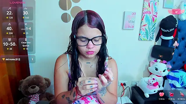 Emma boo online show from 23, 11, 2025