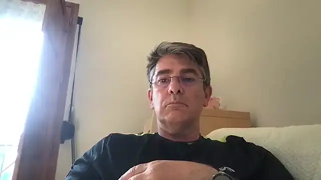 miangelpt online show from 21, 4, 2026