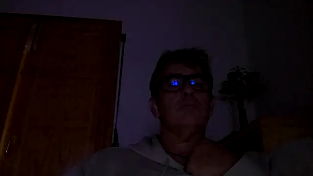 miangelpt online show from 28, 10, 2025