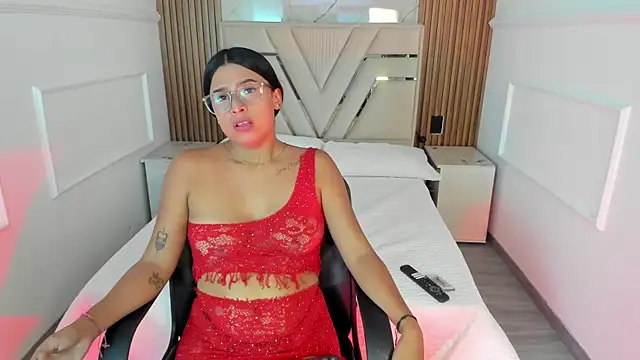 NaraBloom online show from 3, 11, 2025