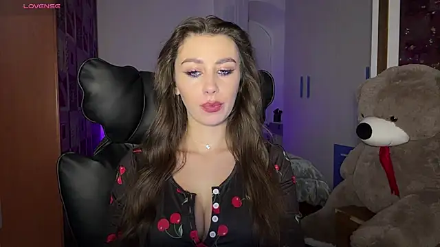 SweetCherry  N online show from 14, 11, 2025