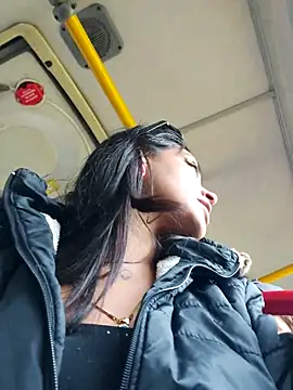 Moon And Sunn online show from 6, 11, 2025