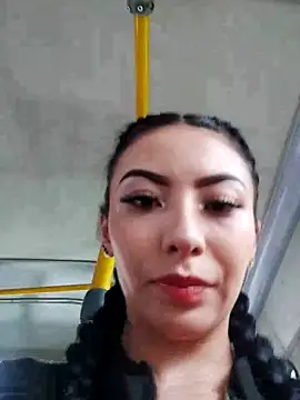 Moon And Sunn online show from 10, 11, 2025