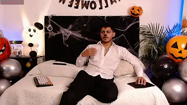Snapshot of jaiden_thoner chatting on 31, 10, 2025 jaiden thoner online show from 31, 10, 2025