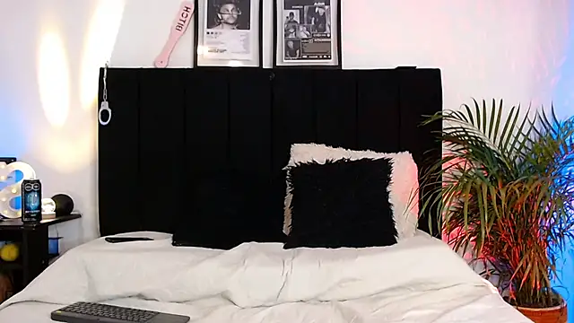Snapshot of jaiden_thoner chatting on 27, 11, 2025 jaiden thoner online show from 27, 11, 2025