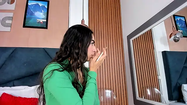 Ivy Spicy online show from 18, 3, 2026