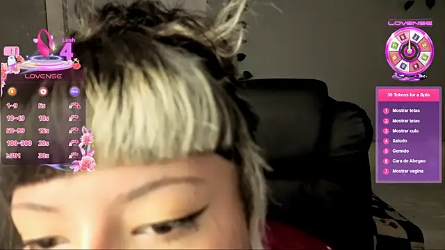 Snapshot of zara_muley chatting on 3, 11, 2025 zara muley online show from 3, 11, 2025