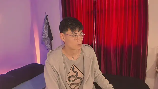 estmonnn online show from 15, 11, 2025