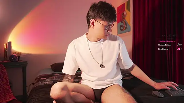 estmonnn online show from 21, 4, 2026