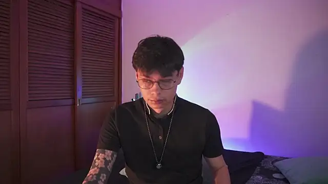 estmonnn online show from 17, 2, 2026