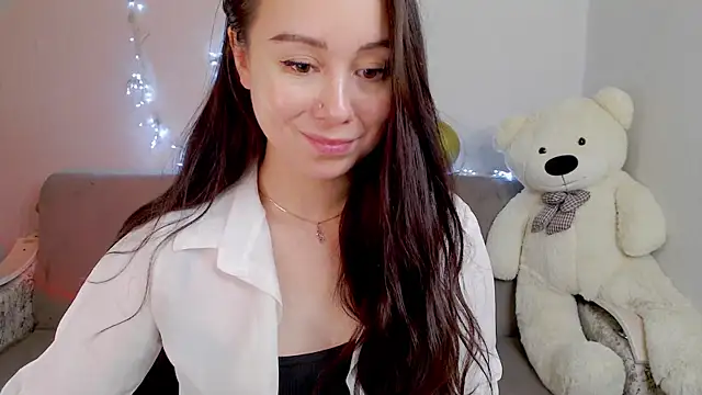 Snapshot of WOWalina chatting on 29, 10, 2025 WOWalina online show from 29, 10, 2025