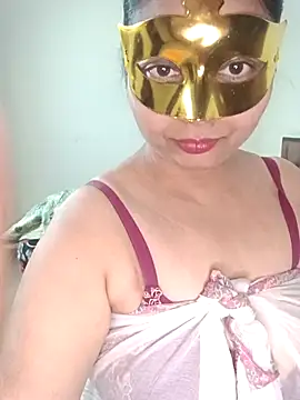 Naughty-Nancy online show from 4, 12, 2025