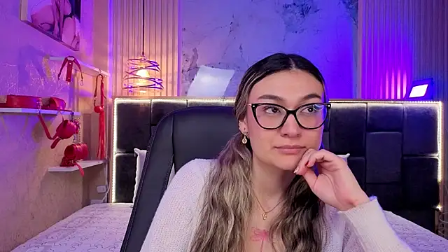 Im-Lola online show from 20, 12, 2025