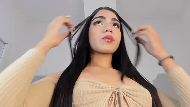 roxana scott1 online show from 12, 3, 2026