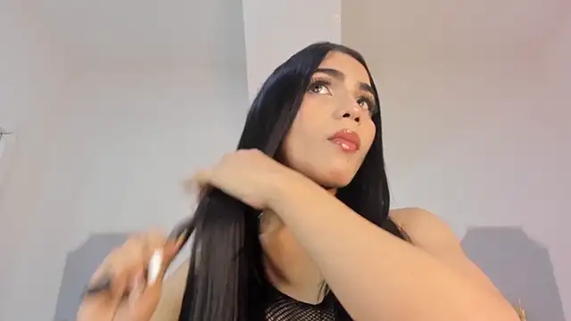 roxana scott1 online show from 11, 3, 2026