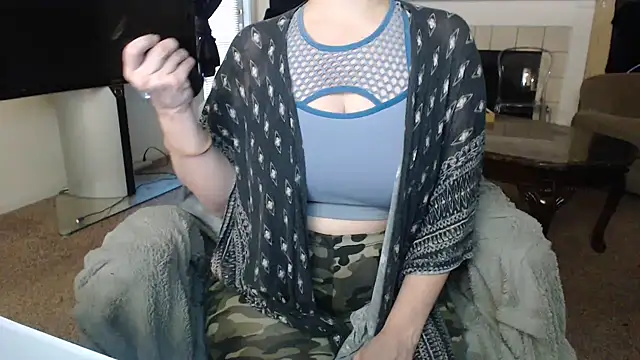 Snapshot of Skyl31 chatting on 29, 10, 2025 Skyl31 online show from 29, 10, 2025